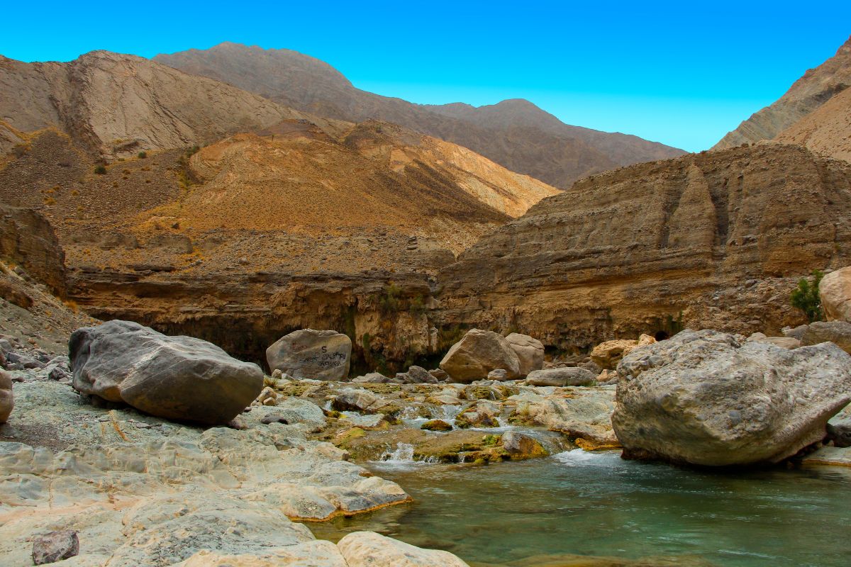 Top Waterfalls in Pakistan- Unseen Tourist Places in Pakistan 7 List of Stunning Waterfalls In Pakistan