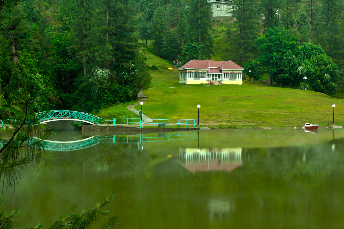 Top 10 Places in Neelum Valley You Must Visit 8 Top 10 Places in Neelum Valley You Must Visit : Banjosa Lake - Pakistan Tour and Travel