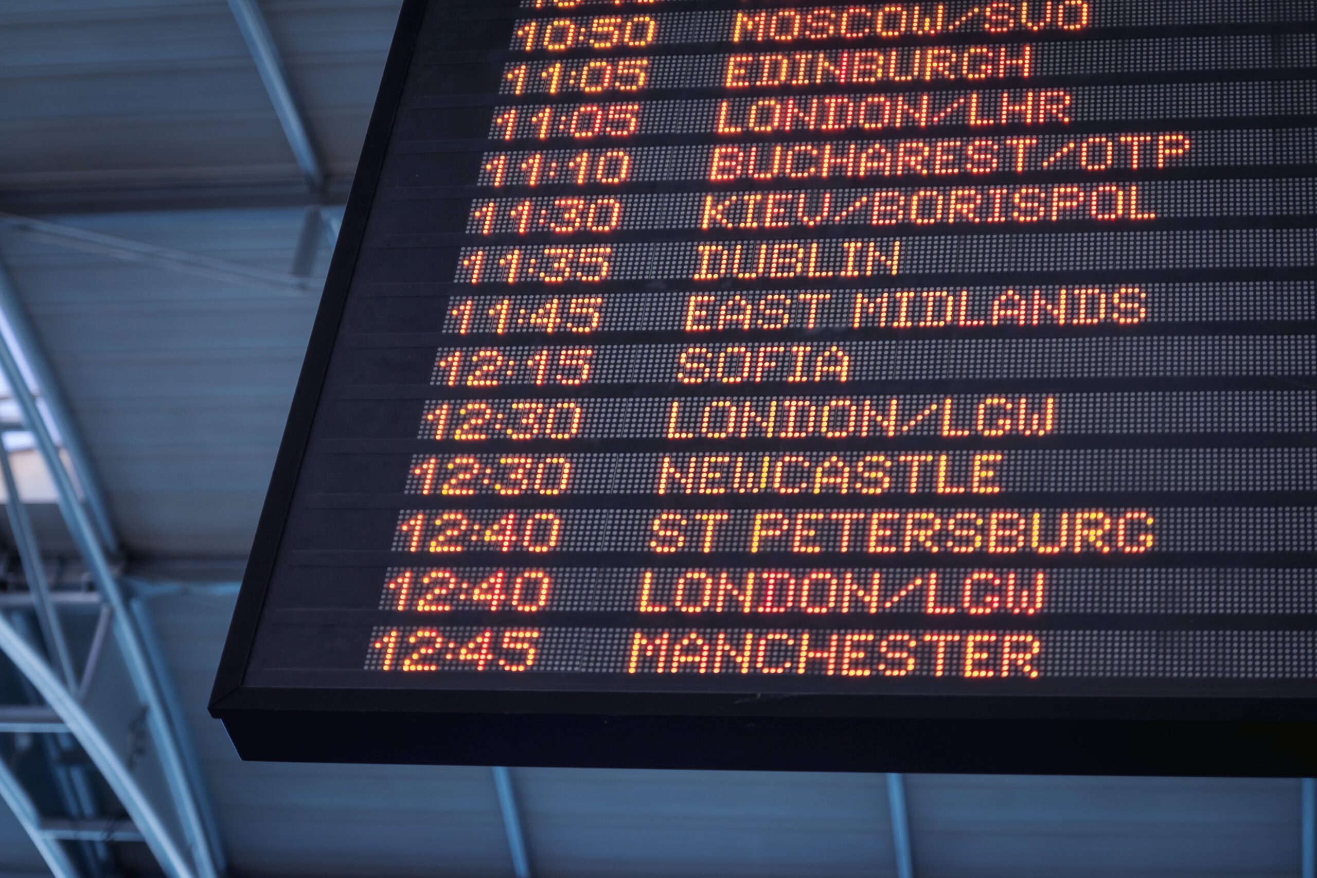 Looking For Budgetd Tour To Europe: Follow These Travel Tips 2 Book all connecting flights, it is more affordable than you think