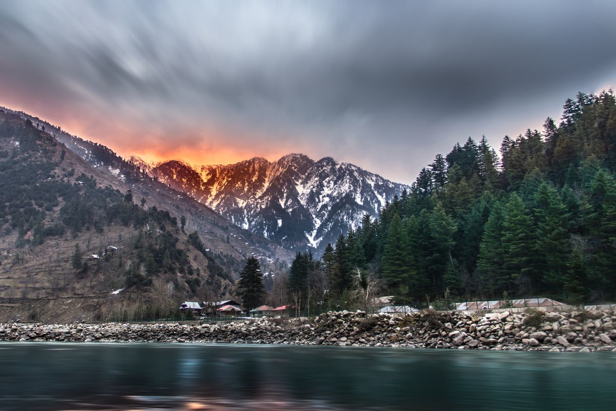 Top 10 Places in Neelum Valley You Must Visit 9 Top 10 Places in Neelum Valley You Must Visit : Toli Peer - Pakistan Tour and Travel