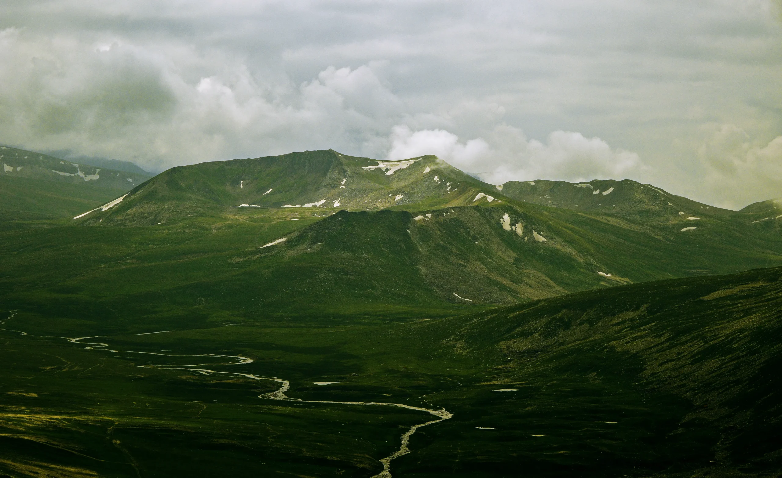 Top places in Naran Kaghan; Babusar Top Top places in Naran Kaghan; Babusar Top