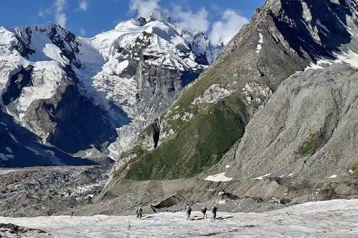 Haramosh Valley – Kutwal Lake – Treking Tours 3 Haramosh Valley - Kutwal Lake - Treking Tours - Pakistan Tour and Tavel