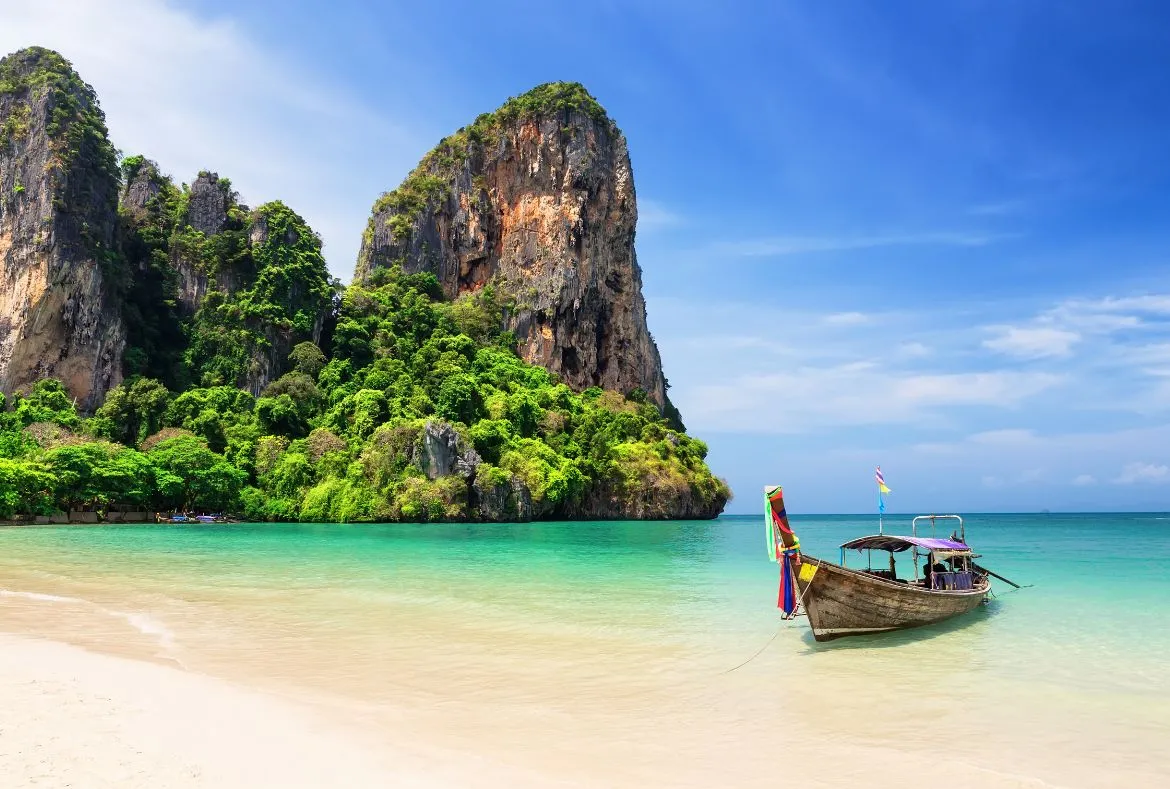 Best Places for Honeymoon Packages from Pakistan to Abroad 6 Best Places for Honeymoon Packages from Pakistan to Abroad - Pakistan Tour n Travel